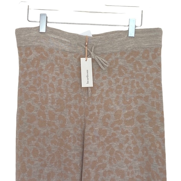 Heartloom Leopard Print Women’s Jogger Pant Size Large NWT - Picture 2 of 5
